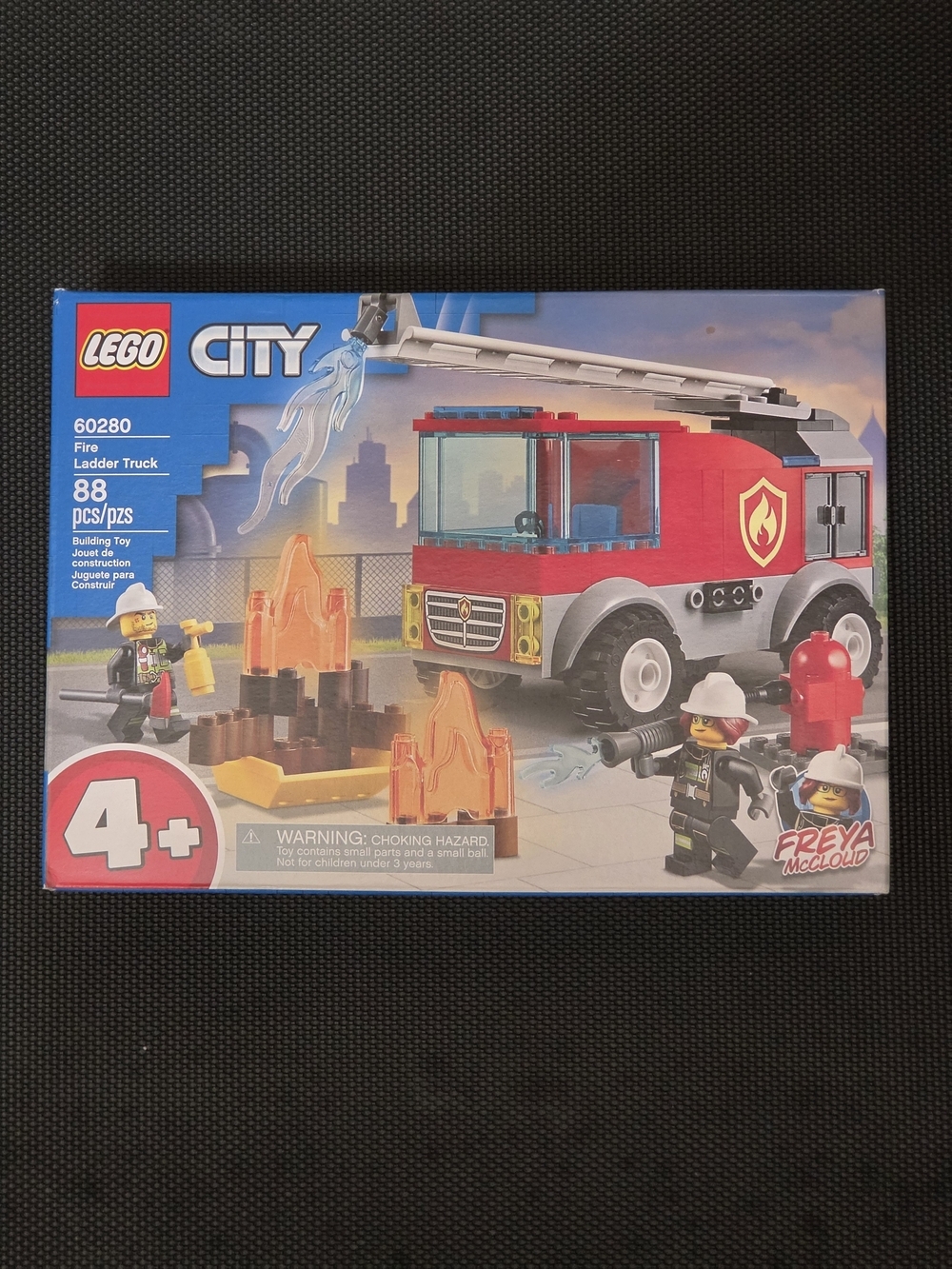 LEGO City Red Fire Ladder Truck Building Set #60280 NWT
